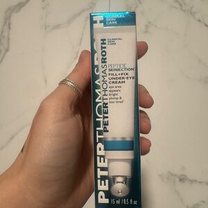 Peter Thomas Roth Peptide Skinctution Eye Cream - White and Teal